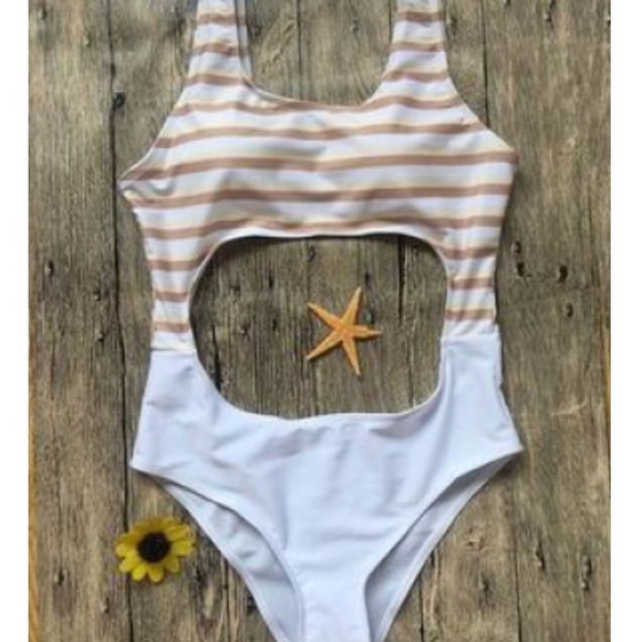 [LAST ONE] Cut Out Printed Monokini - Picture 2 of 3